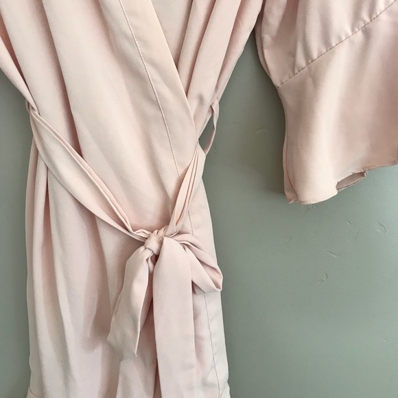 O/S Blush Pink Robe - Picture 2 of 3